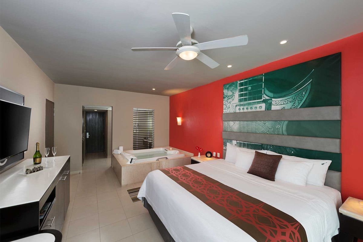 Deluxe Room (2 Adultos)