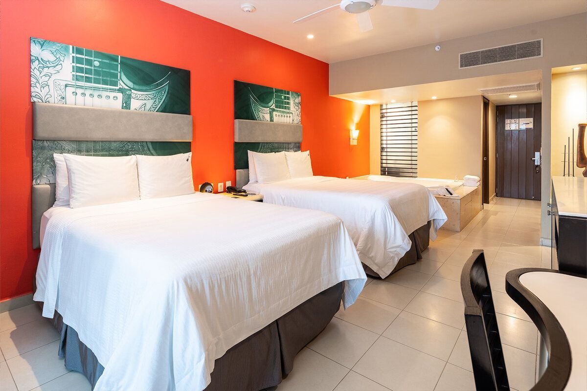 Deluxe Room (2 Adultos)