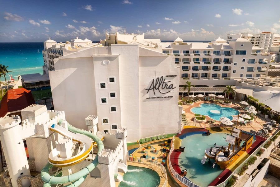 Wyndham Alltra Cancún